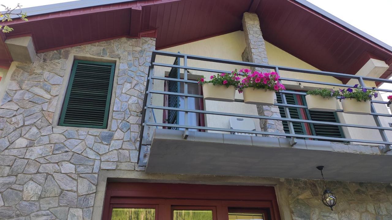 Jovanov Residence - Remote & Accessible Dolna Matka المظهر الخارجي الصورة