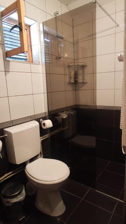 Jovanov Residence - Remote & Accessible Dolna Matka المظهر الخارجي الصورة